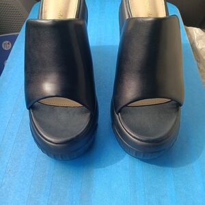 Elegant Black Women's Wedges By Lemonade Sz 10 Very Light Weight